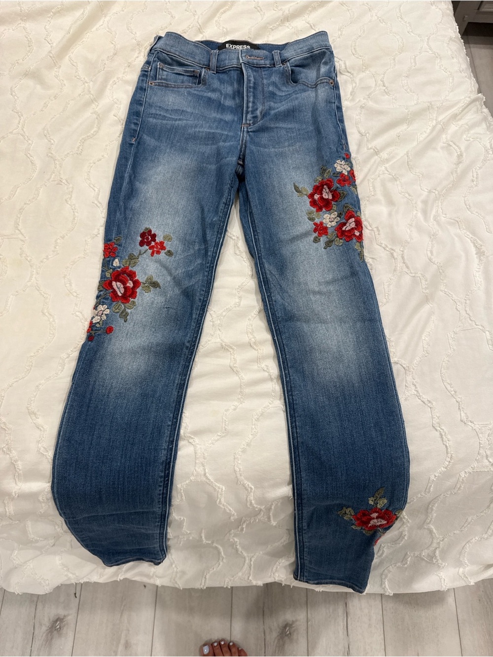 Express Blue Denim Boyfriend Jeans with Red Floral Embroidery